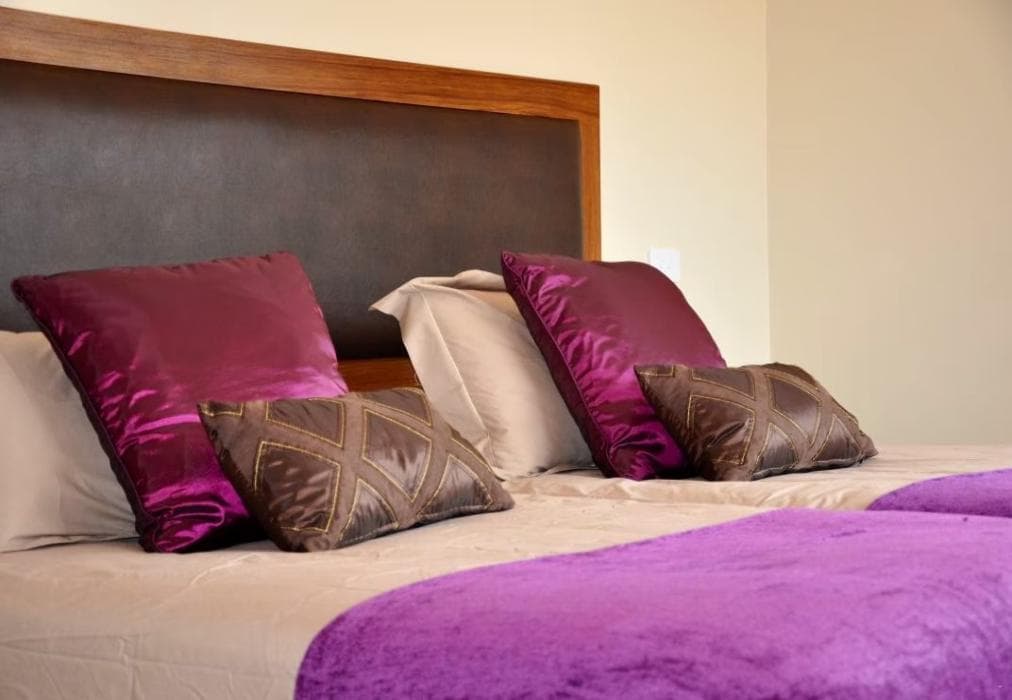 Zebula Ndlovu Cottage IV3