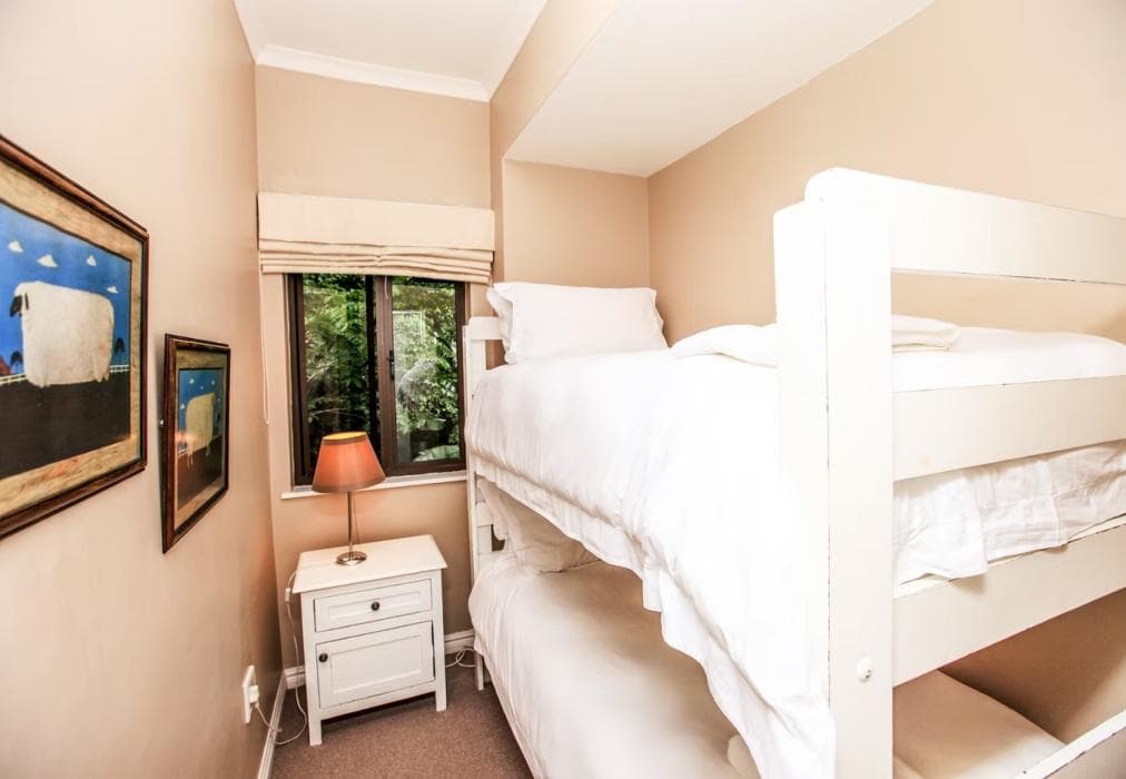 Pettigrews Place ZPF01