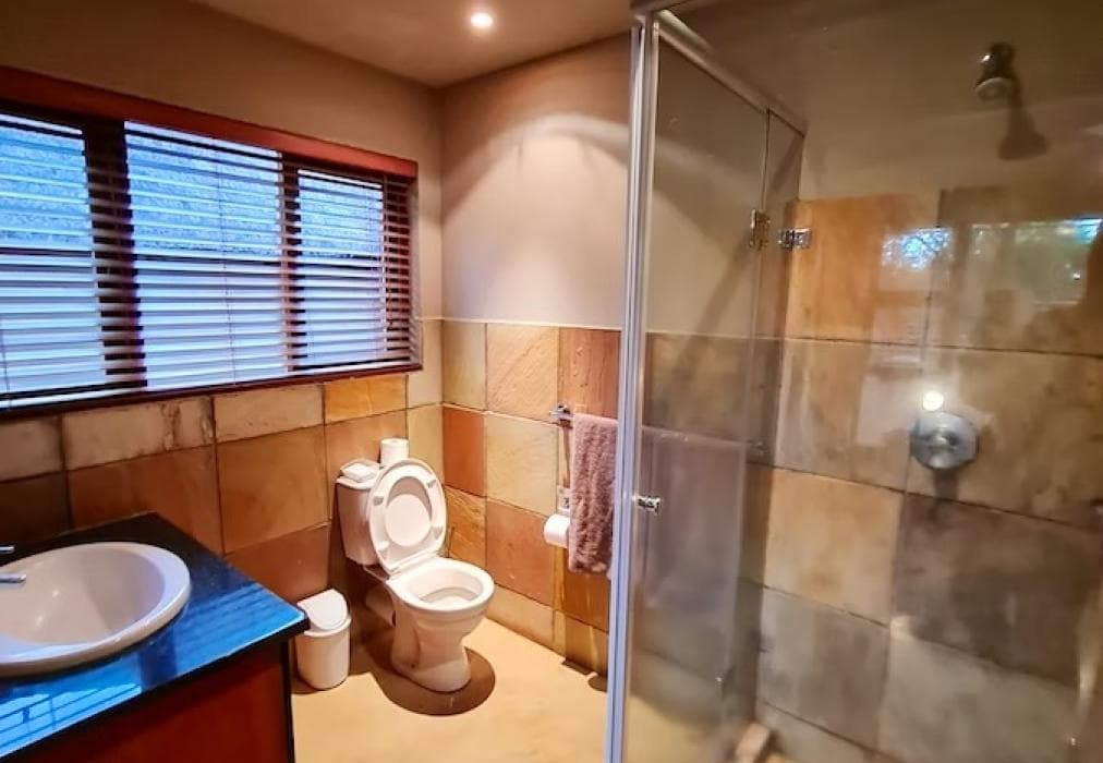 Pumba's Place Zebula 6 Bedroom House