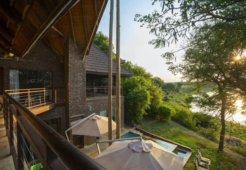 Hippo Hills, Ngwenya Lodge