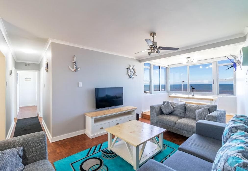 14 Warnerdoone Beachfront Apartment