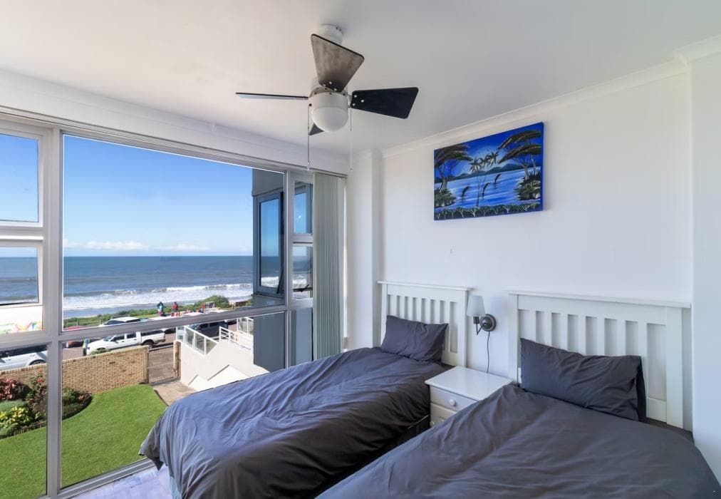 14 Warnerdoone Beachfront Apartment