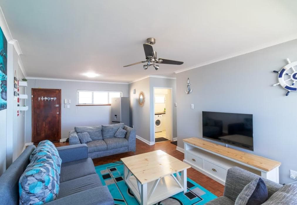 14 Warnerdoone Beachfront Apartment
