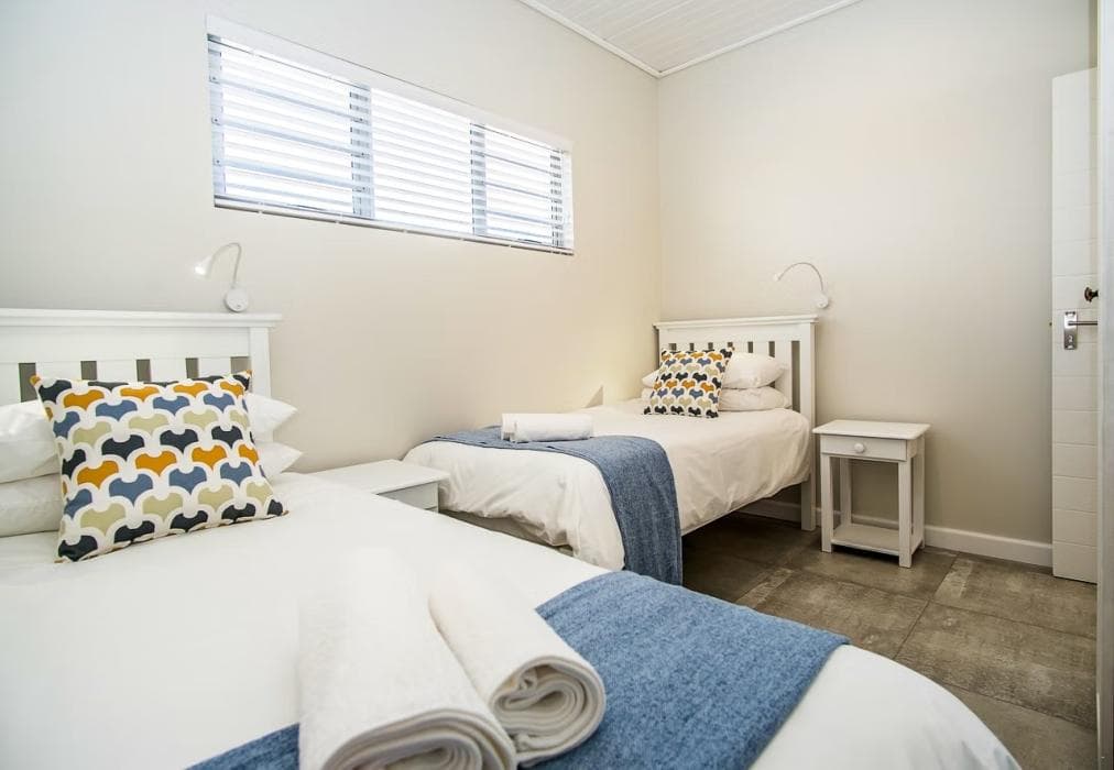 Fork West Holiday Apartment - Top Floor Unit 1