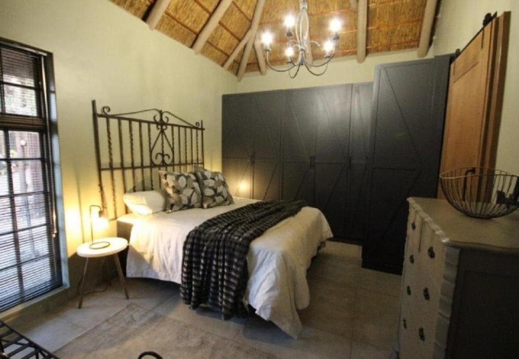 Monkey Thorn Cottage