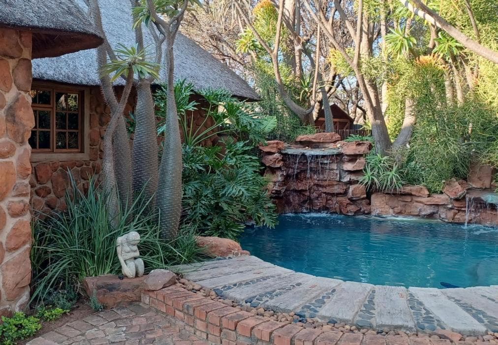 Monkey Thorn Cottage