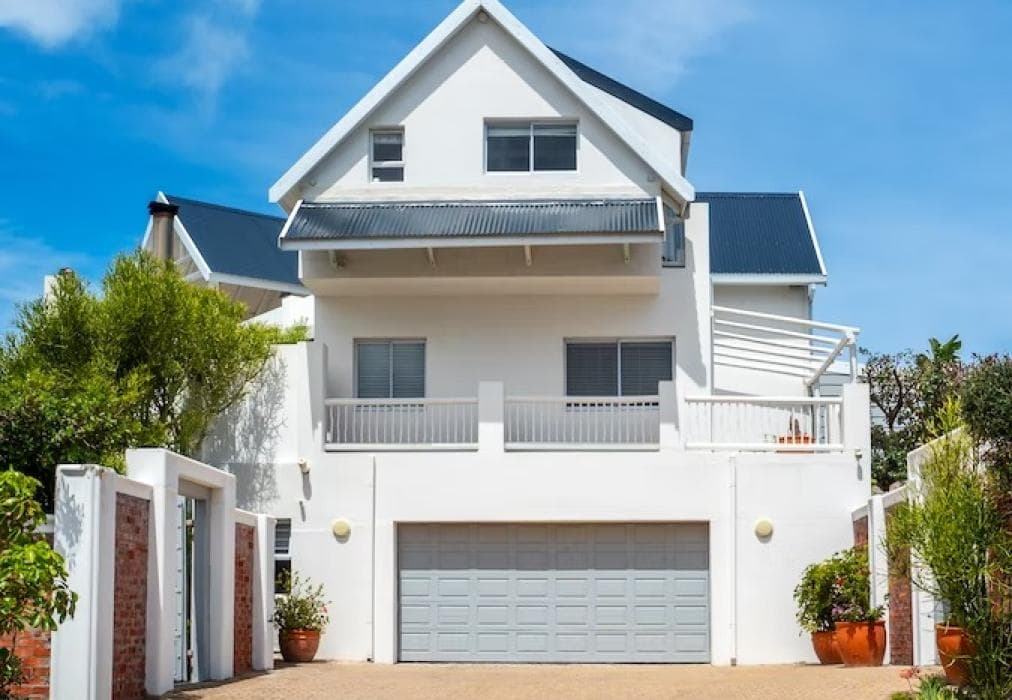 Beach Break Guest Houses and Villas