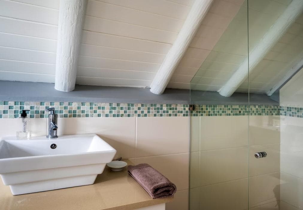 Beach Break Guest Houses and Villas