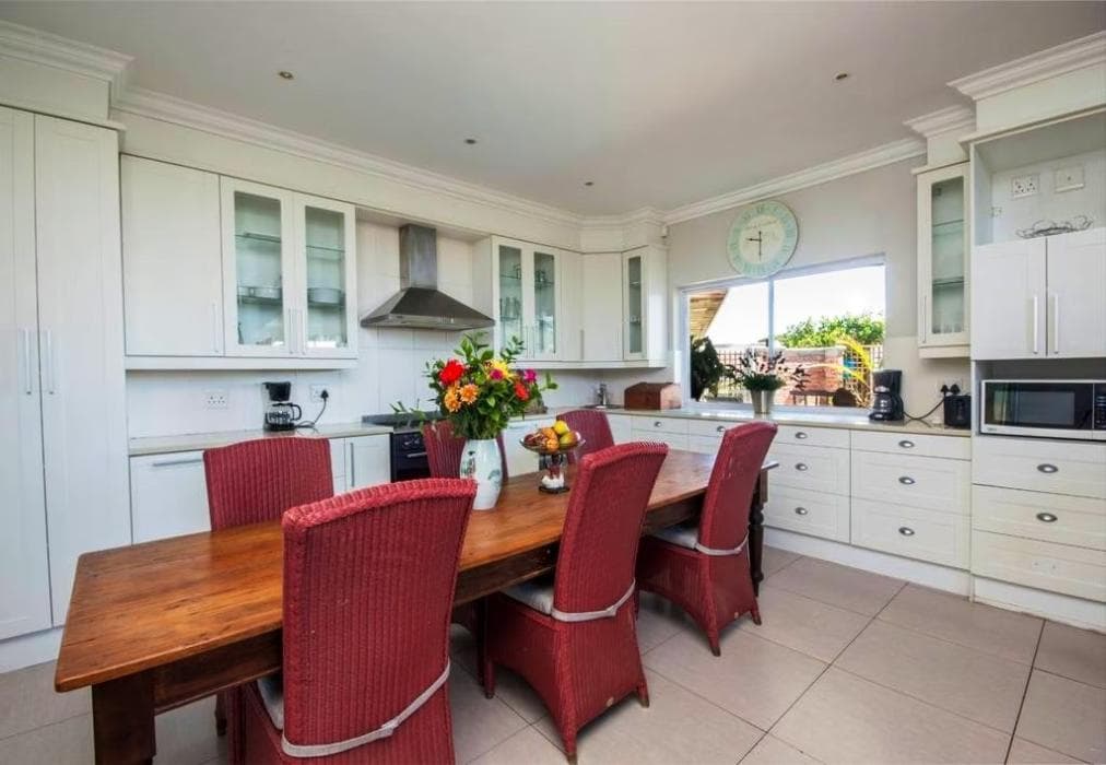 Beach Break Guest Houses and Villas