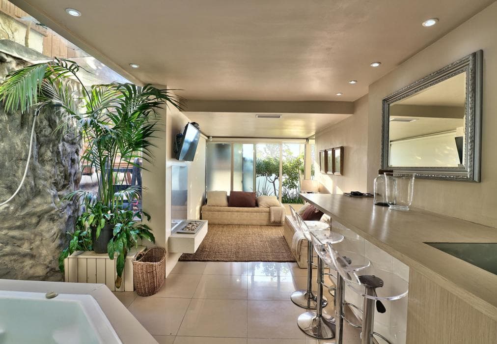 Clifton Beach Bungalow