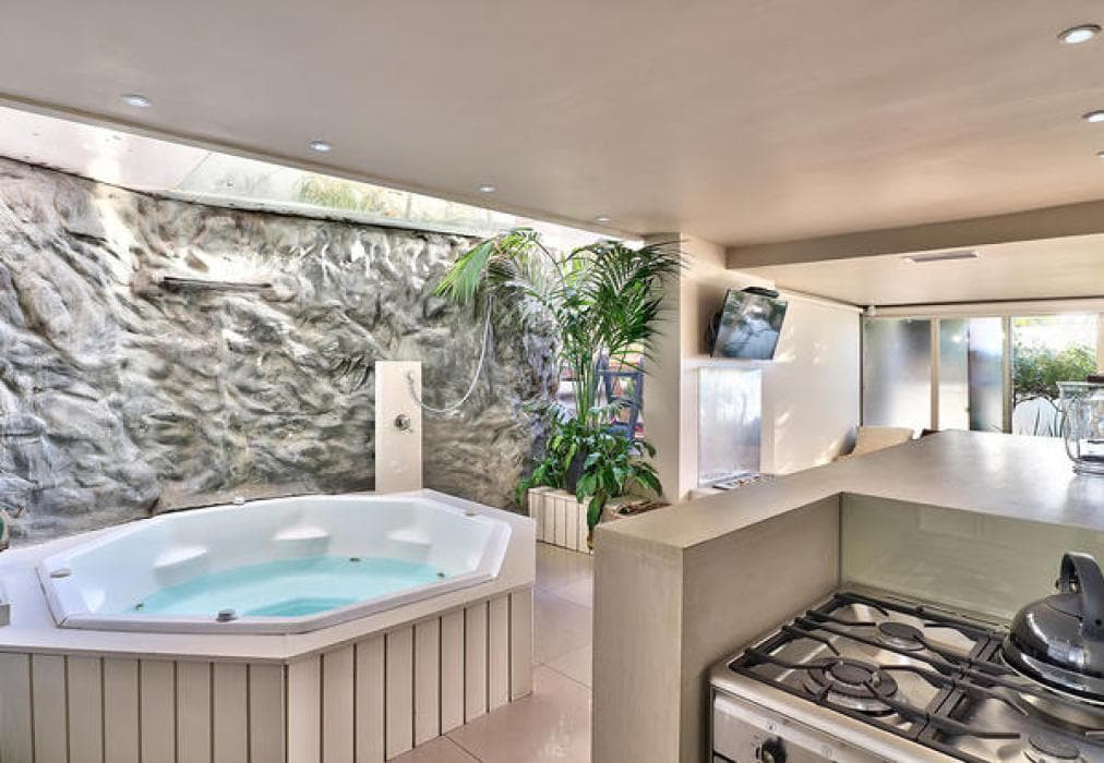 Clifton Beach Bungalow