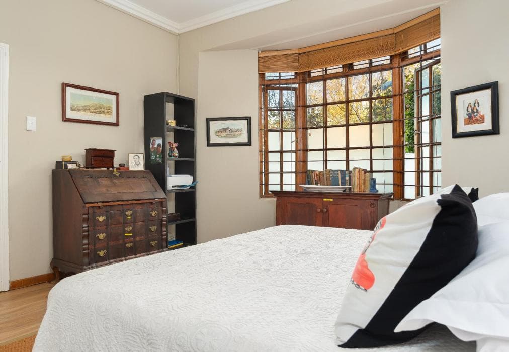 Central Claremont Garden House