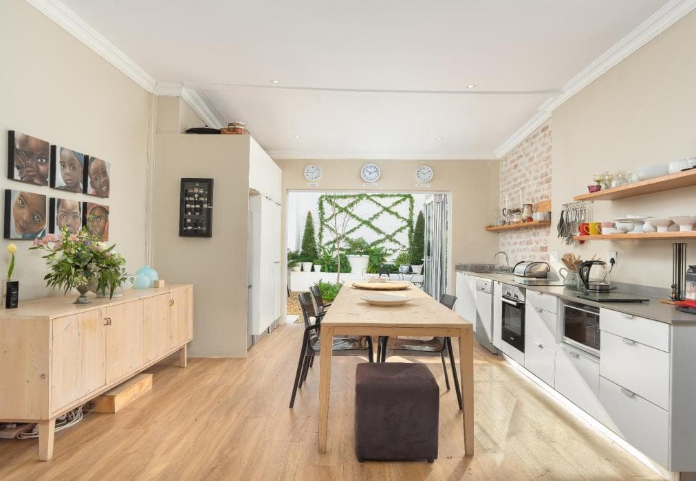 Central Claremont Garden House