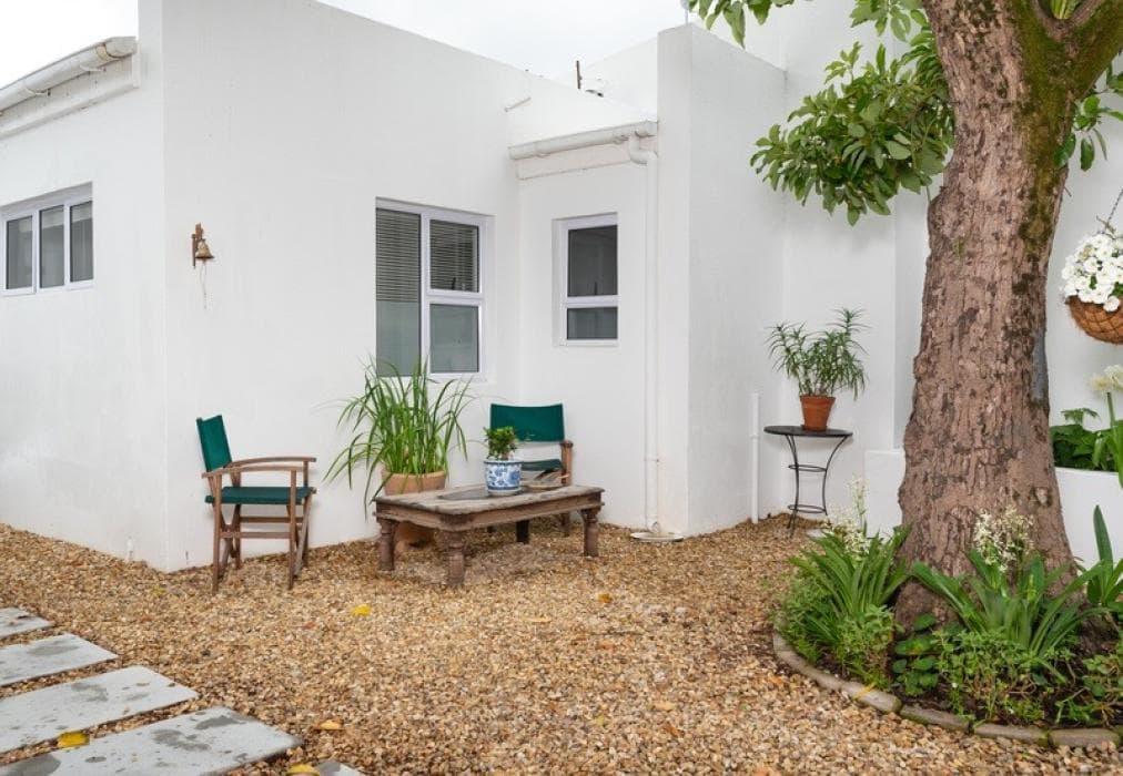 Central Claremont Garden House