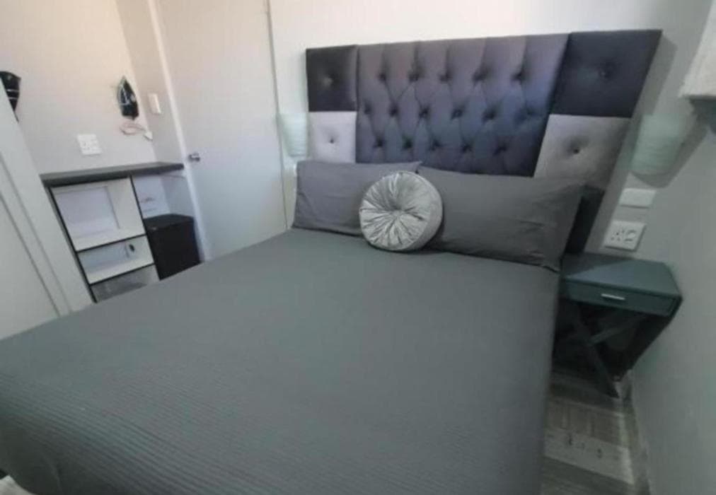 903 Tenbury Apartment