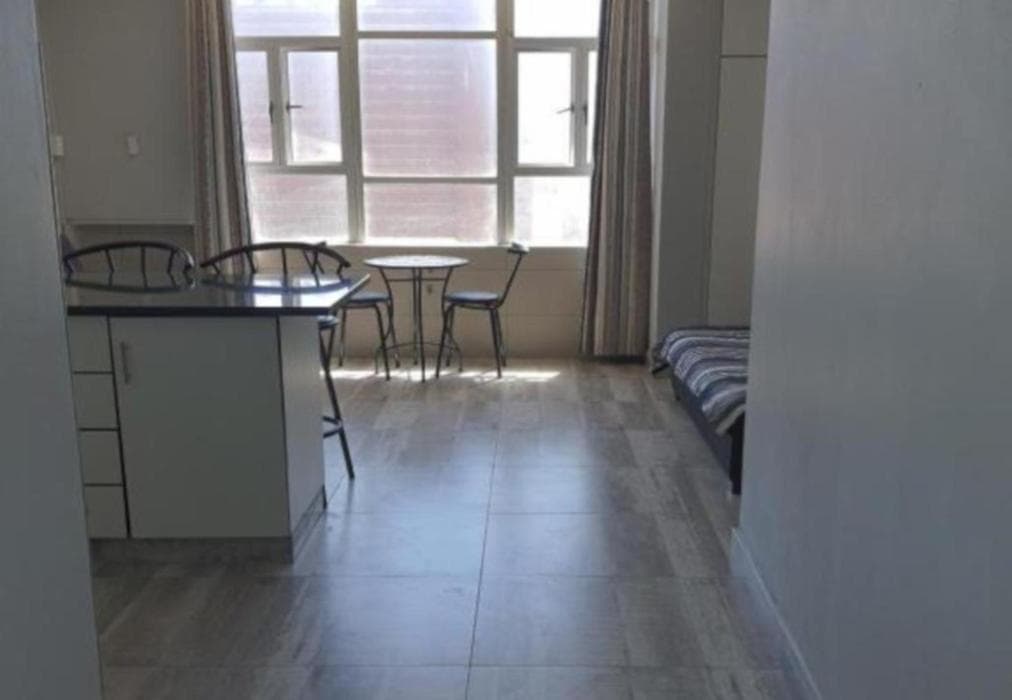 903 Tenbury Apartment