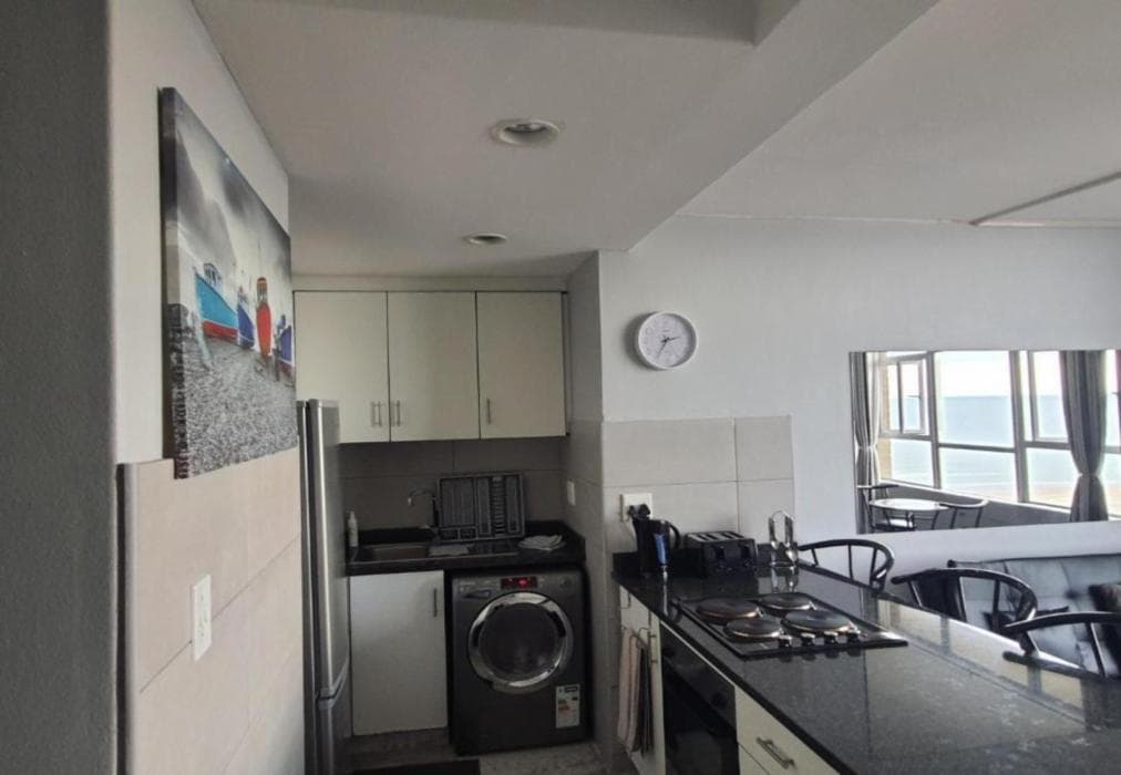 903 Tenbury Apartment