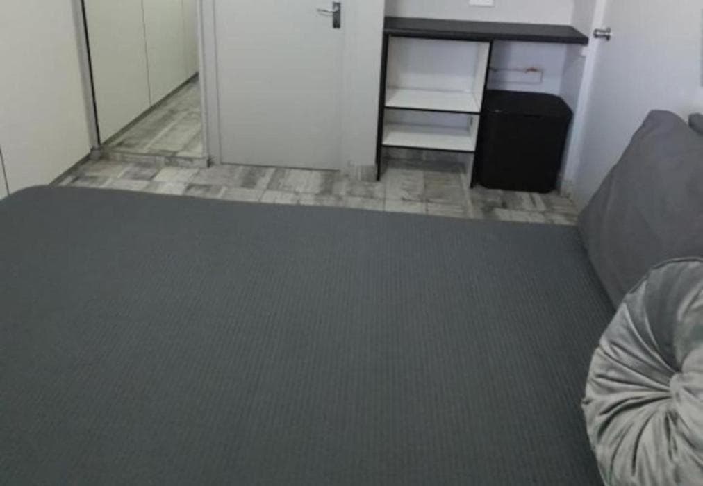 903 Tenbury Apartment