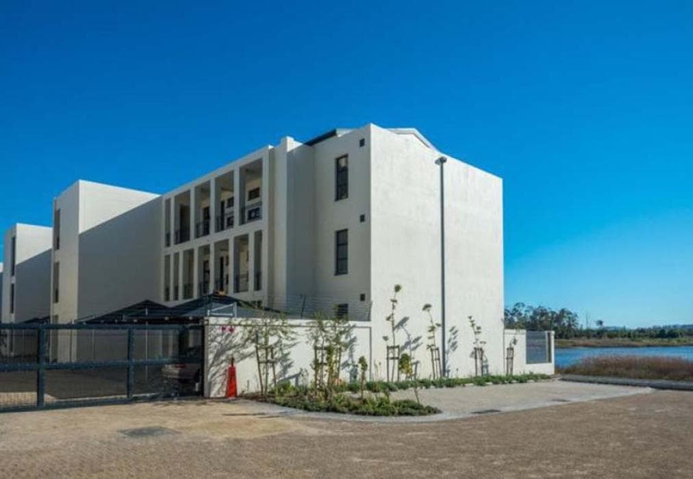 Paardevlei Square 2 Bed Apartment