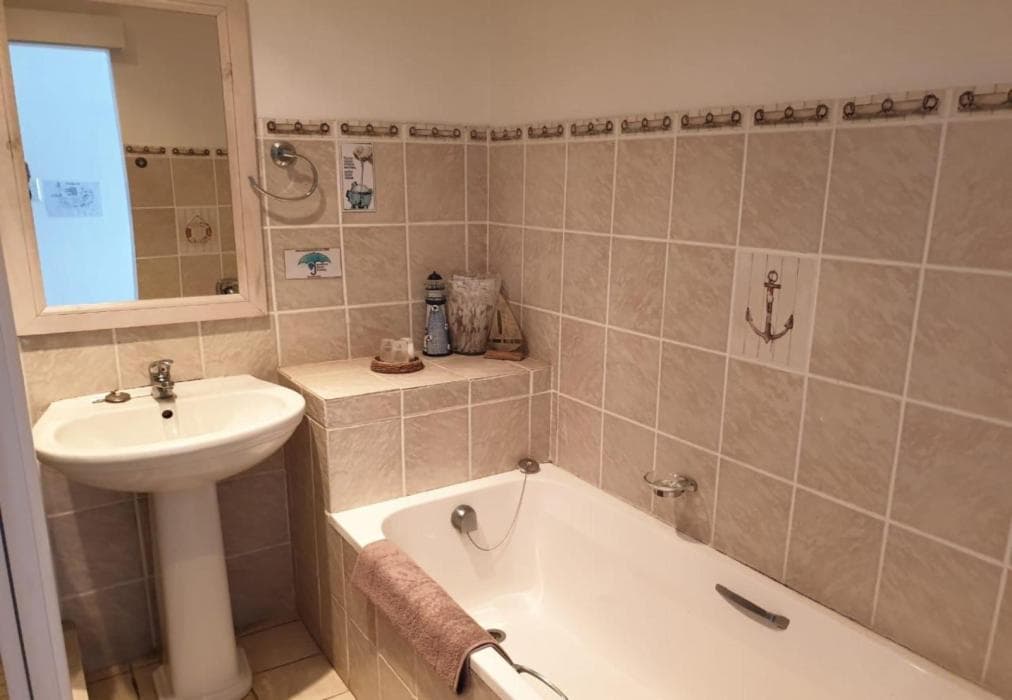 Breede River Lodge Waterfront Room 102