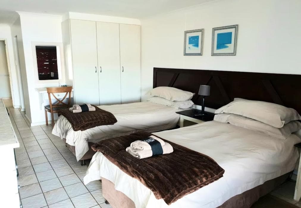 Breede River Lodge Waterfront Room 104