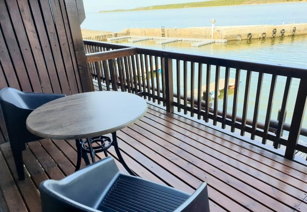 Breede River Lodge Waterfront Room 104