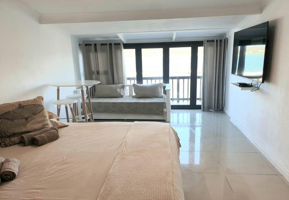 Breede River Lodge Waterfront Room 106