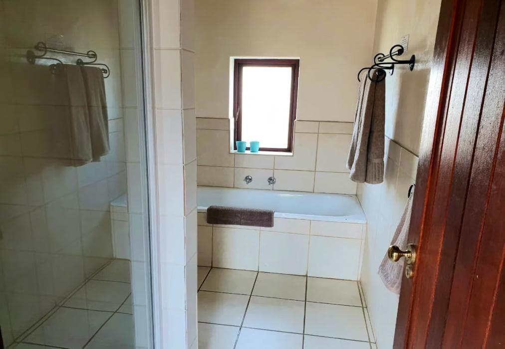 Breede River Lodge Studio Room 306