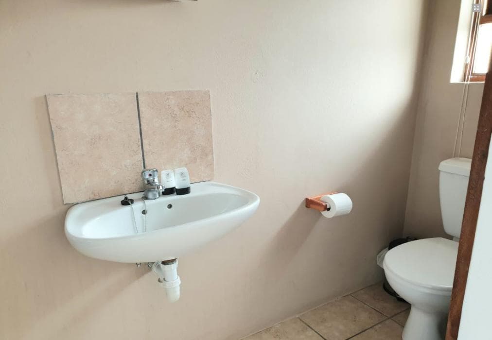 Breede River Lodge Fishermans Room 402