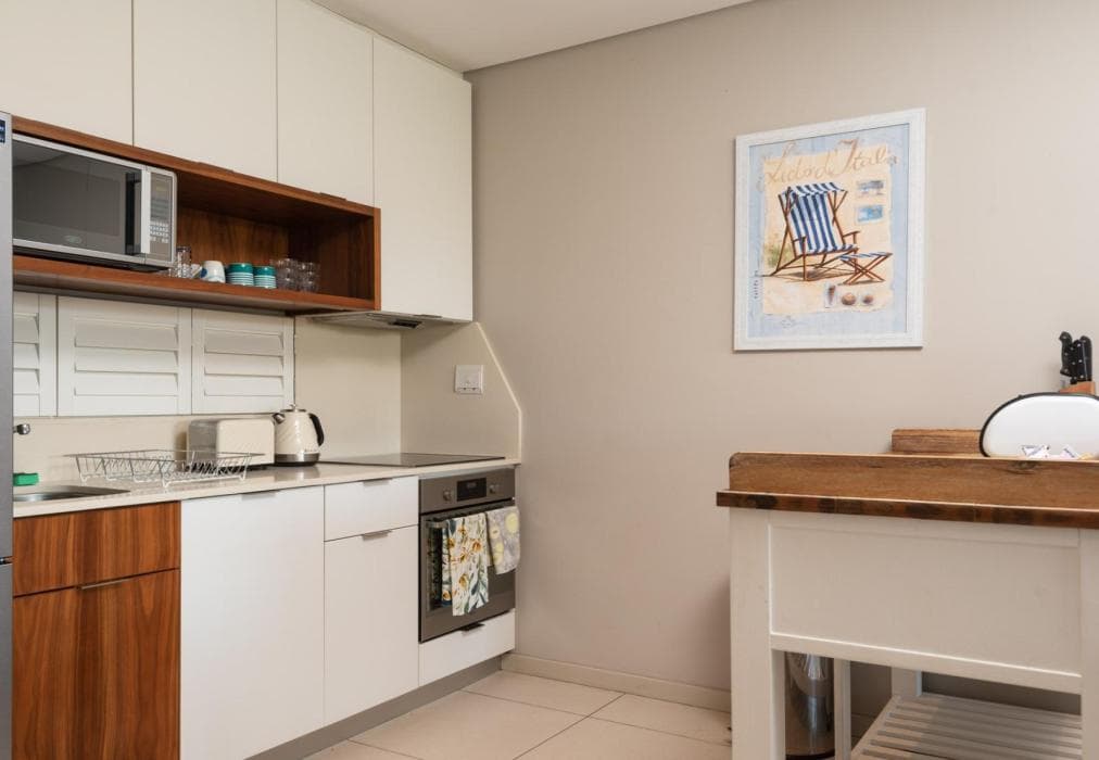 409 Tasteful Zimbali Suite