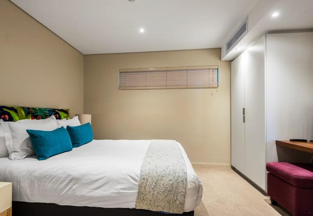 412 Ultra Modern Zimbali Suite