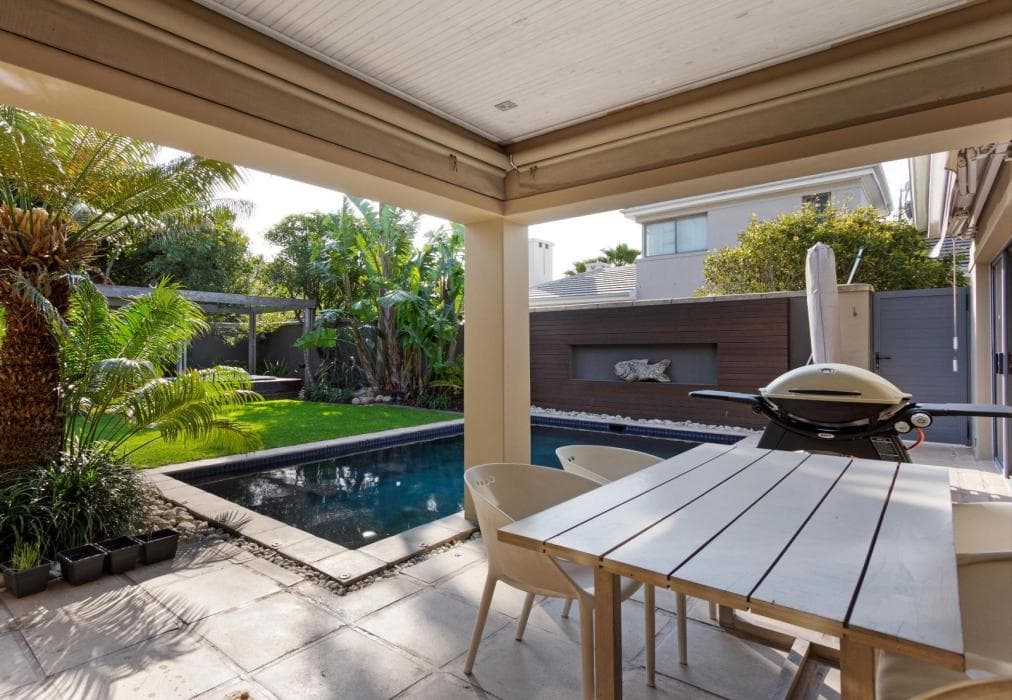 Charming Sunset Links Villa