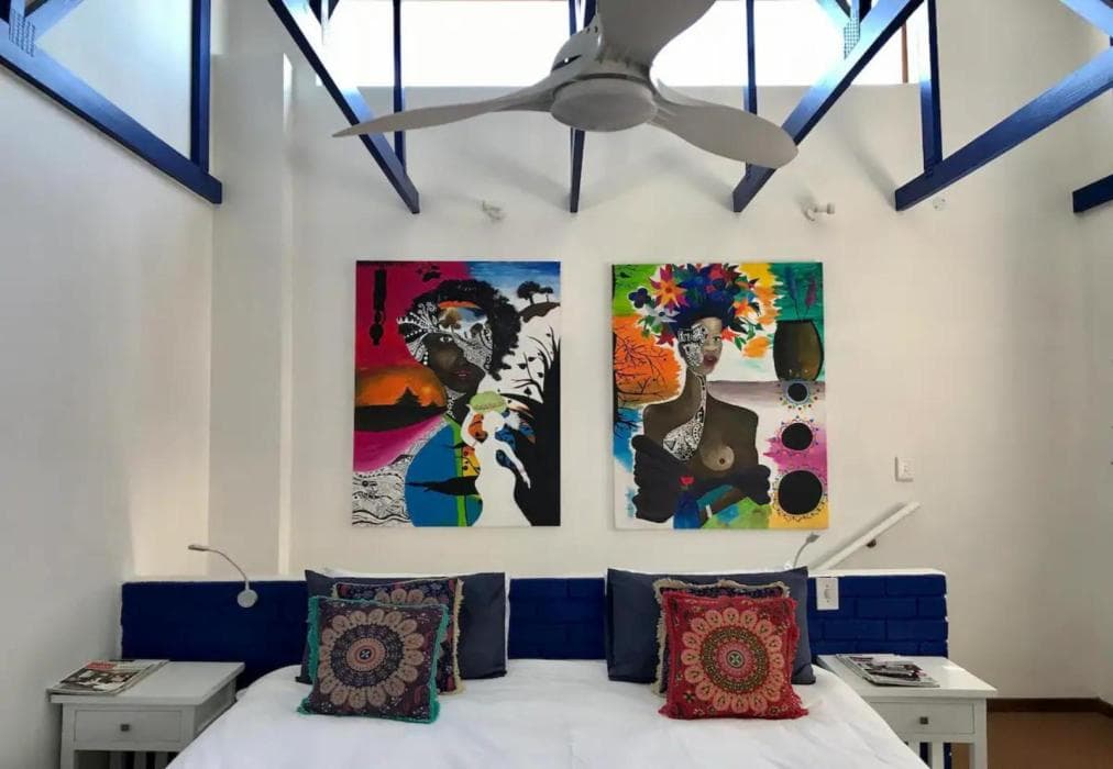 Sea La Vie, Sunset Beach