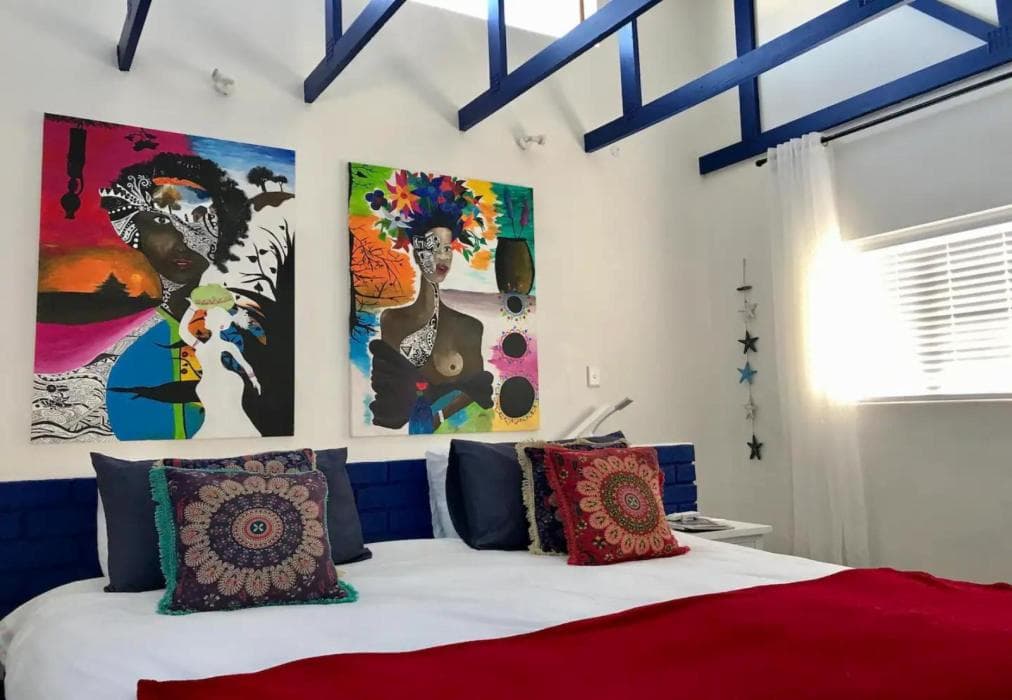 Sea La Vie, Sunset Beach