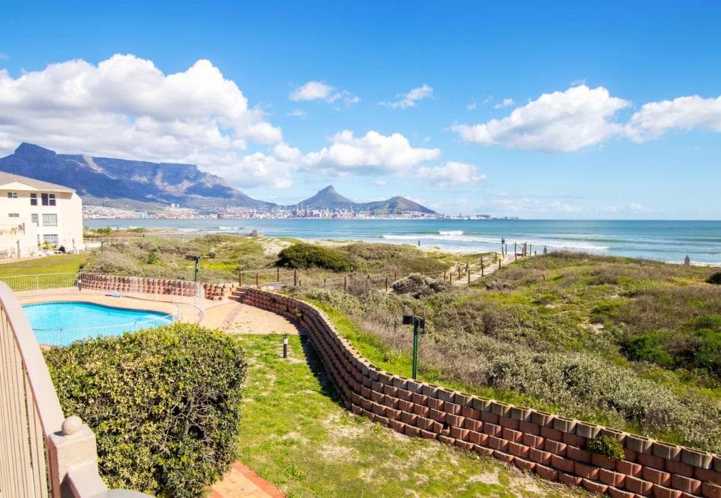 Romantic Beachfront Bachelor