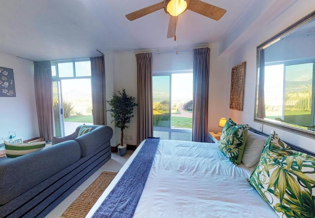 Romantic Beachfront Bachelor