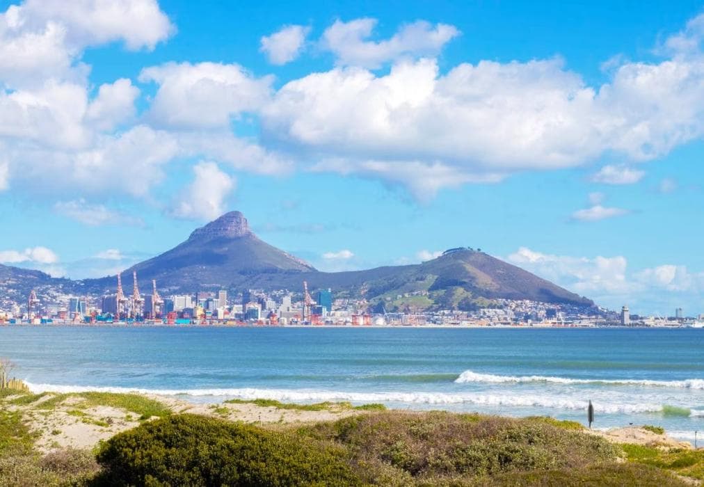 Romantic Beachfront Bachelor