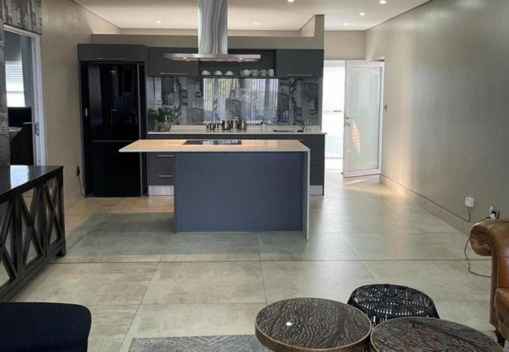 Reizis Modern Penthouse