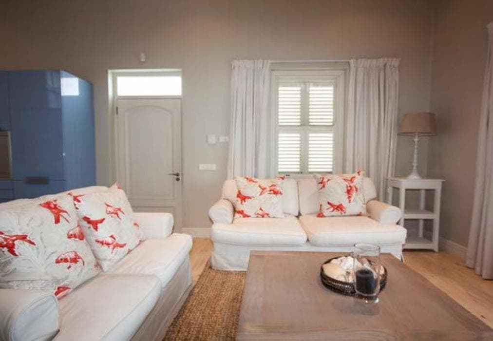 6 The Quays in Majestic Village