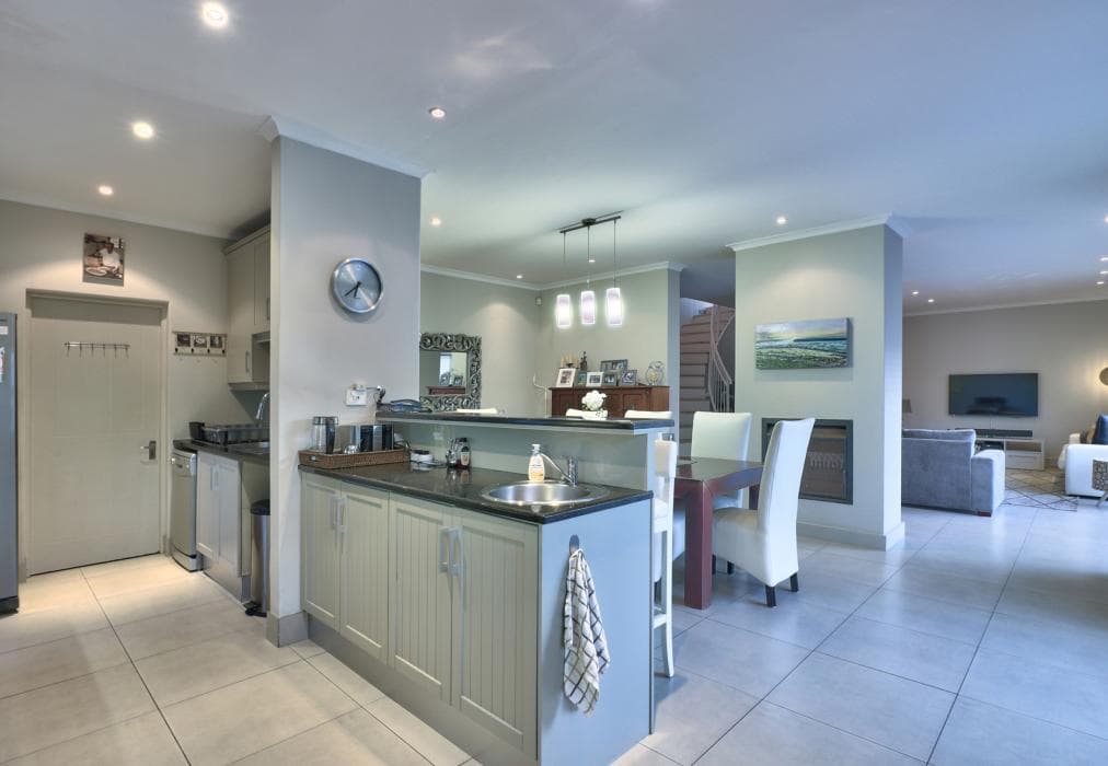 Stunning Sunset Villa