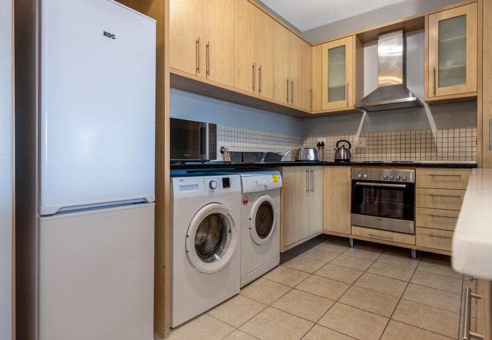 Knightsbridge 404 Towers