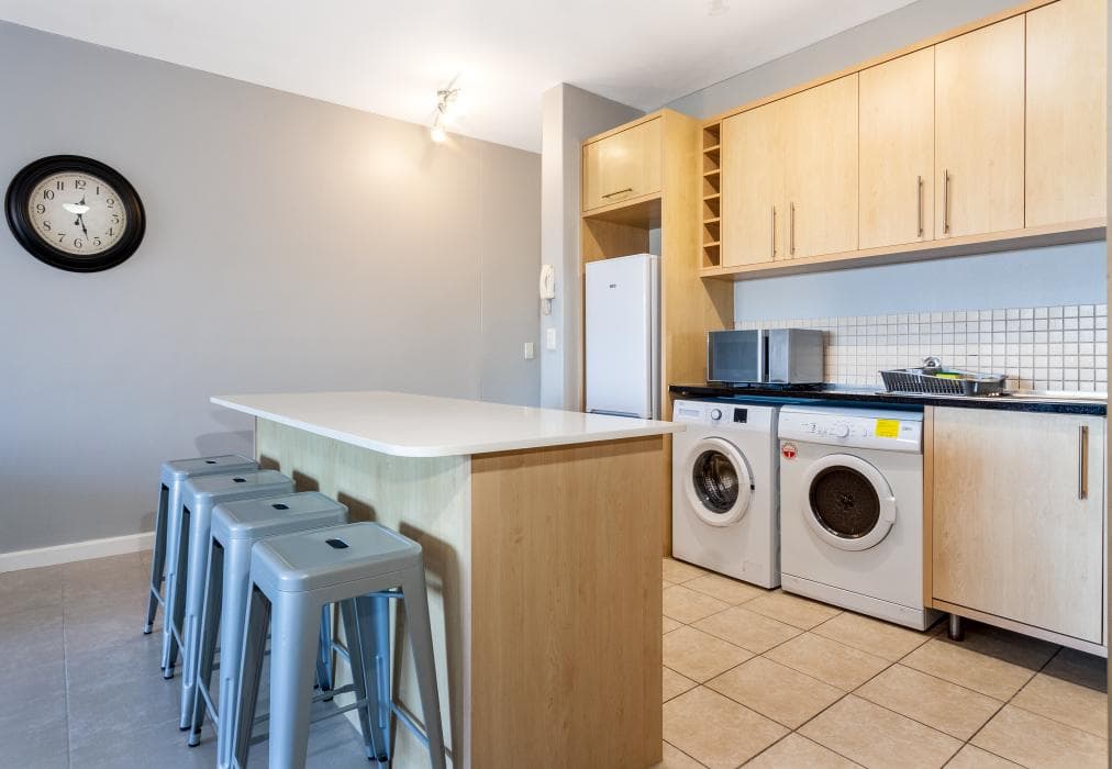 Knightsbridge 404 Towers