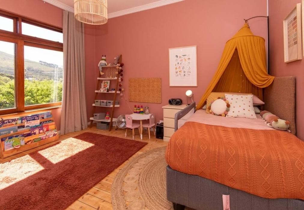 Higgovale Family Villa