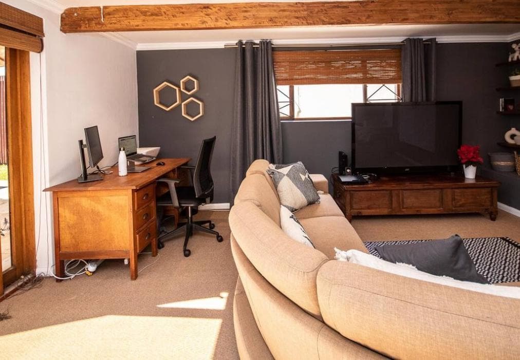 Higgovale Family Villa