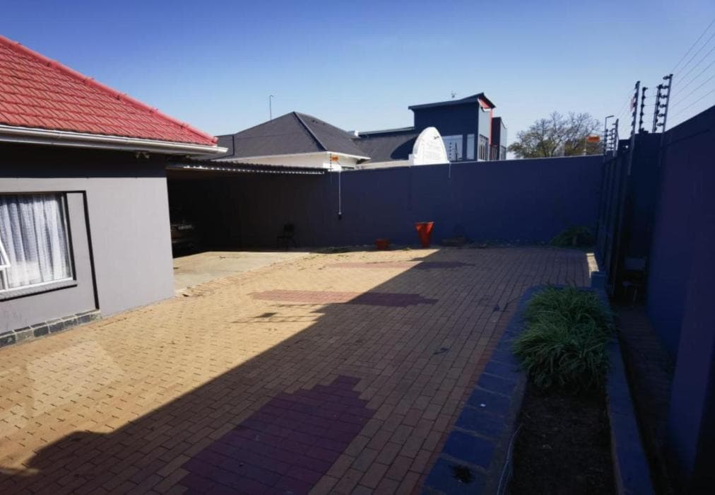 Safi Suites and Conference Centre