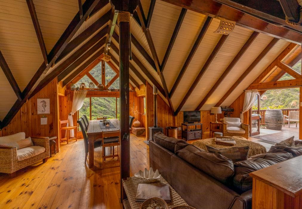 Ballots Bay Treehouse