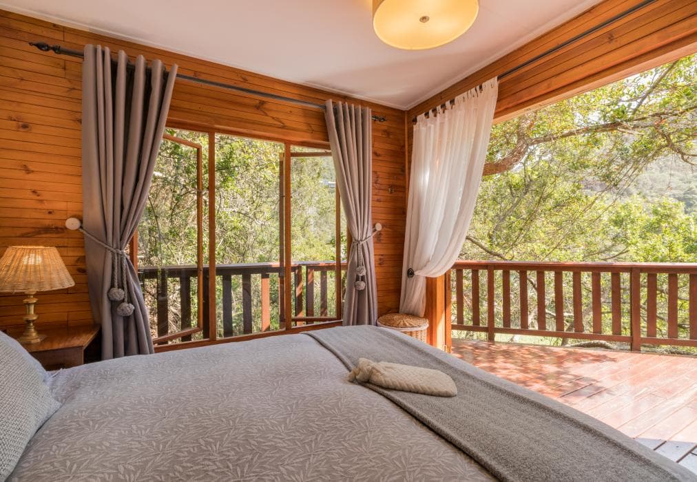 Ballots Bay Treehouse