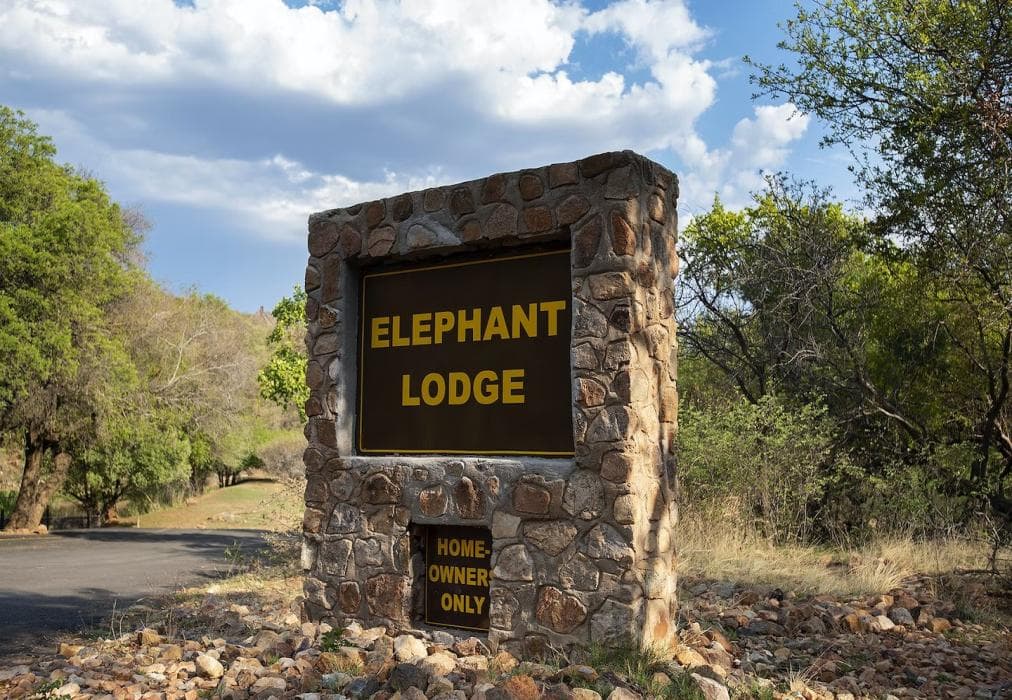 Mabalingwe Elephant Lodge 267-8