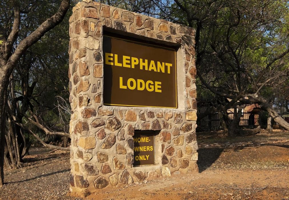 Mabalingwe Elephant Lodge 267-8