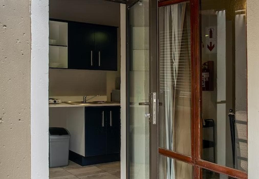 Mabalingwe Elephant Lodge 267-8